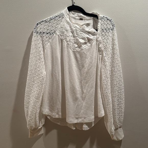 Free People The Sweetest Thing embroidered top Medium - Picture 3 of 9